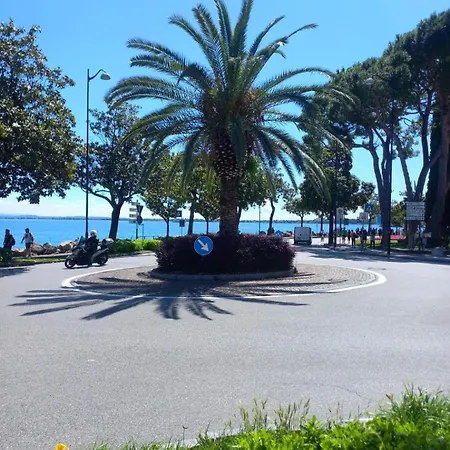 Fiore Del Garda Ντεζεντσάνο ντελ Γκάρντα